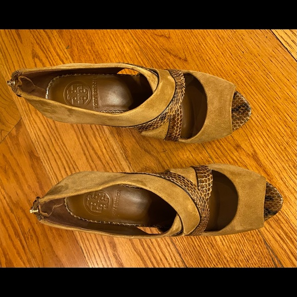 EUC Tory Burch Platform Heels, Brown - Picture 2 of 5